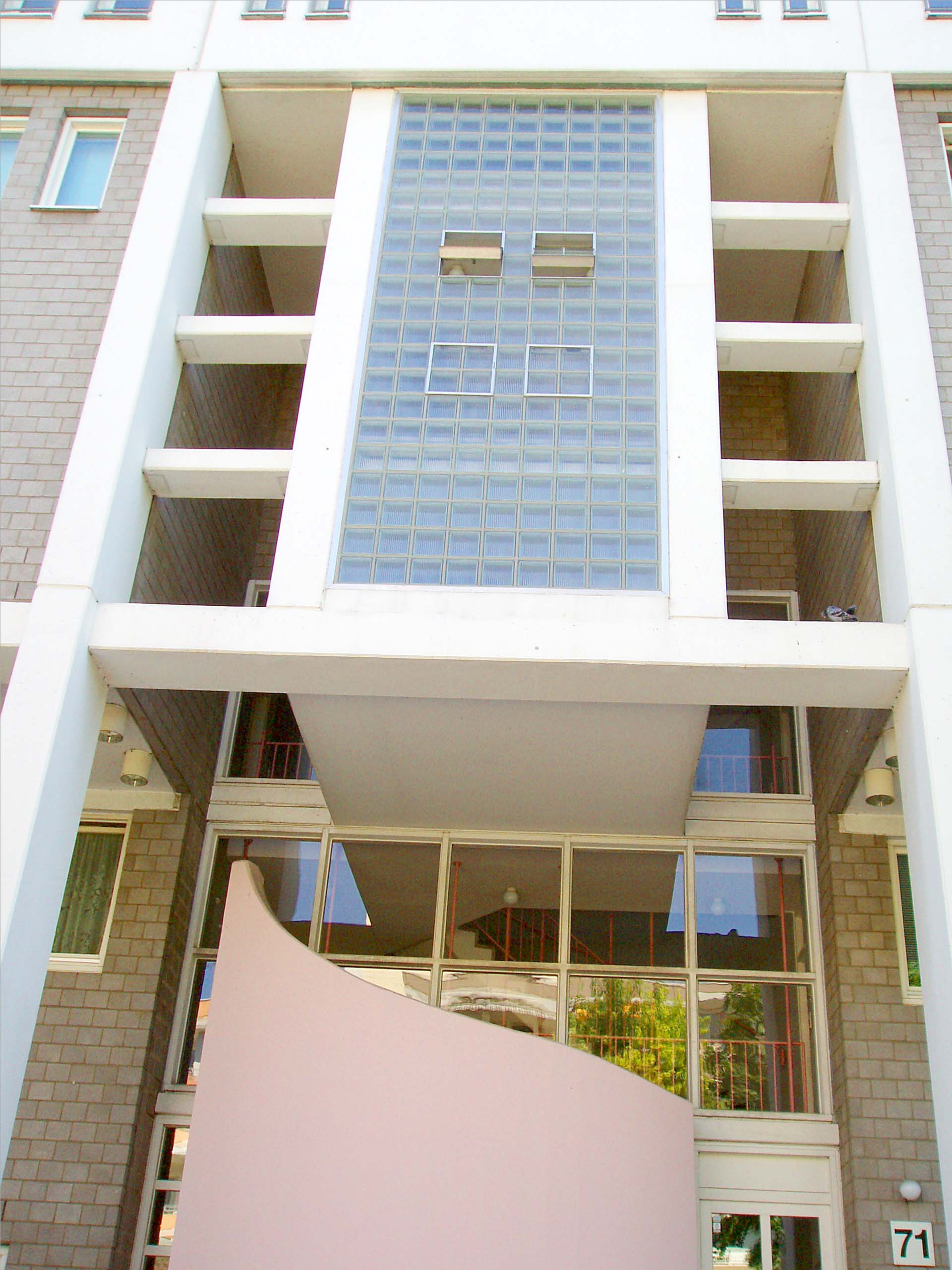 074_bad_godesberg_53177,_burgstrasse_tan_uv_2008